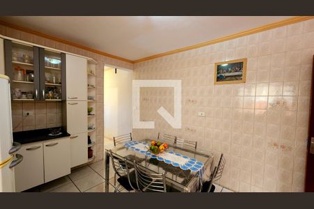 Casa à venda com 191m², 3 quartos e 1 vaga Casa à venda com 191m², 3 quartos e 1 vagaCozinha