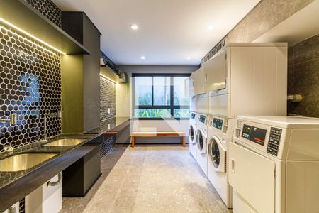 Área comum - Lavanderia de kitnet/studio para alugar com 1 quarto, 25m² em Pinheiros, São Paulo