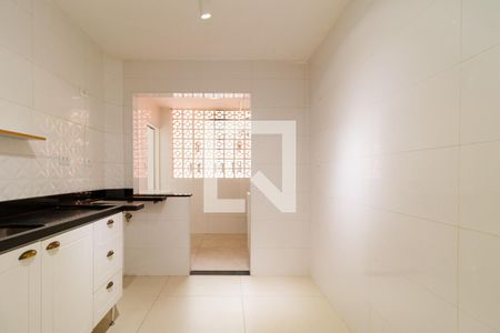 Apartamento para alugar com 74m², 2 quartos e 1 vagaCozinha