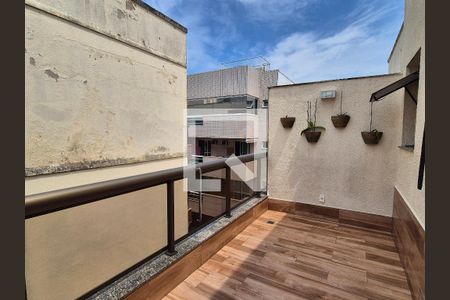 Apartamento à venda com 180m², 3 quartos e 2 vagasVaranda da Suite 2