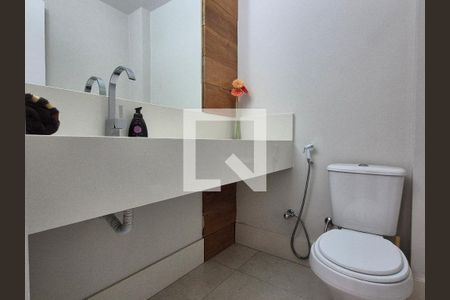 Apartamento à venda com 180m², 3 quartos e 2 vagasLavabo