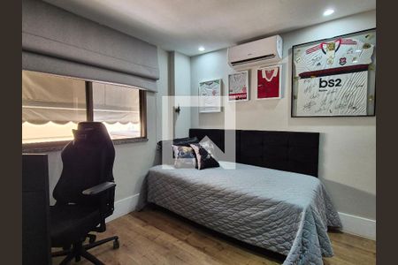 Apartamento à venda com 180m², 3 quartos e 2 vagasSuite 3