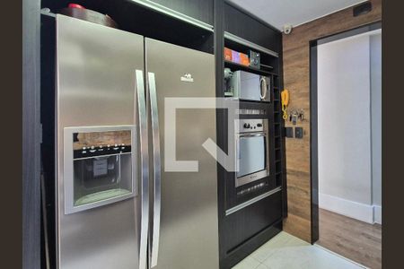 Apartamento à venda com 180m², 3 quartos e 2 vagasCozinha