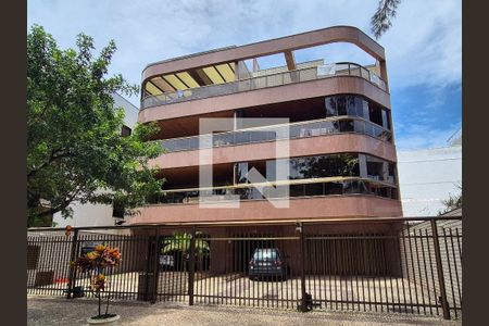 Apartamento à venda com 180m², 3 quartos e 2 vagasFachada 