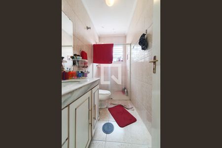 Casa à venda com 232m², 3 quartos e 2 vagasBanheiro Social 1