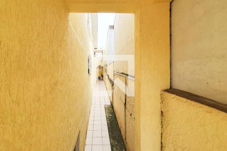 Casa à venda com 232m², 3 quartos e 2 vagasQuintal - lateral