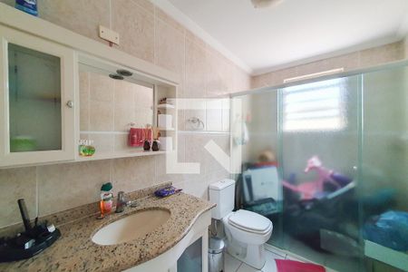 Casa à venda com 232m², 3 quartos e 2 vagasBanheiro Social 2