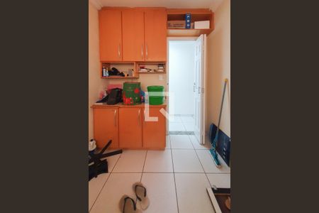 Casa à venda com 232m², 3 quartos e 2 vagasQuarto de Serviço