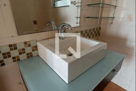 Apartamento à venda com 102m², 2 quartos e sem vagaBanheiro