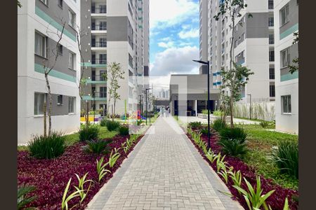 Apartamento à venda com 37m², 2 quartos e sem vagaÁrea comum