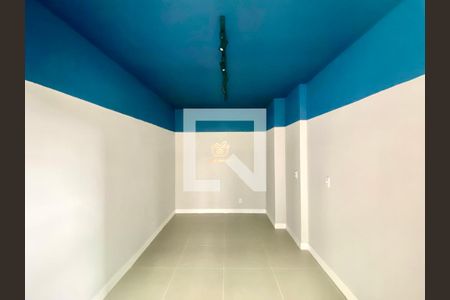 Apartamento à venda com 37m², 2 quartos e sem vagaÁrea comum