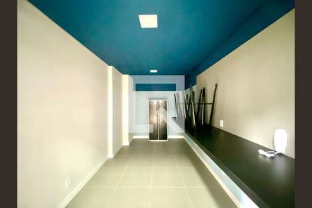 Apartamento à venda com 37m², 2 quartos e sem vagaÁrea comum