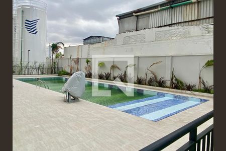 Apartamento à venda com 37m², 2 quartos e sem vagaÁrea comum