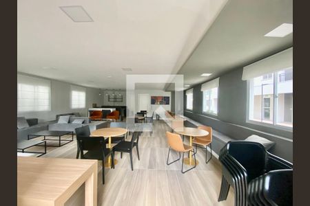 Apartamento à venda com 37m², 2 quartos e sem vagaÁrea comum