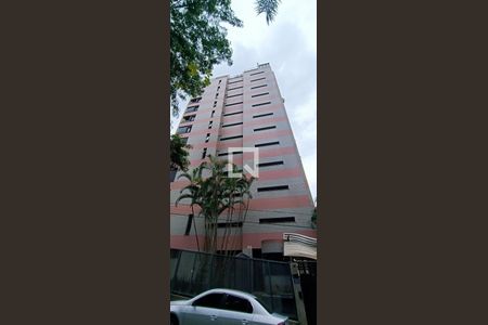 Apartamento para alugar com 200m², 3 quartos e 3 vagasFachada