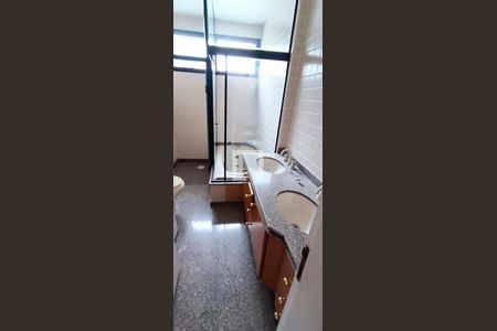 Apartamento para alugar com 200m², 3 quartos e 3 vagasBanheiro da Suíte 3