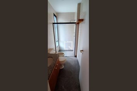 Apartamento para alugar com 200m², 3 quartos e 3 vagasBanheiro da Suíte 2