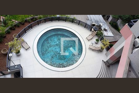 Apartamento para alugar com 200m², 3 quartos e 3 vagasÁrea comum - Piscina