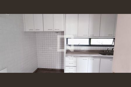 Apartamento para alugar com 200m², 3 quartos e 3 vagasCozinha