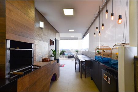 Apartamento à venda com 170m², 3 quartos e 2 vagas Apartamento à venda com 170m², 3 quartos e 2 vagasÁrea comum