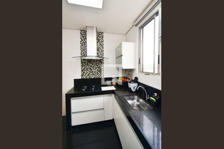 Apartamento à venda com 170m², 3 quartos e 2 vagas Apartamento à venda com 170m², 3 quartos e 2 vagasCozinha