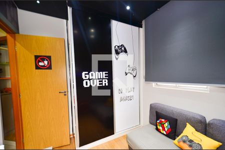 Apartamento à venda com 170m², 3 quartos e 2 vagas Apartamento à venda com 170m², 3 quartos e 2 vagasQuarto2