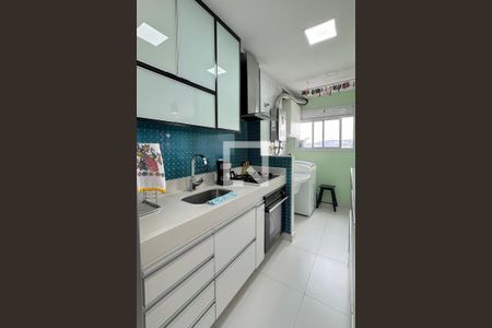 Apartamento para alugar com 69m², 2 quartos e 2 vagasCozinha