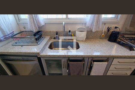 Apartamento à venda com 193m², 4 quartos e 4 vagasCozinha