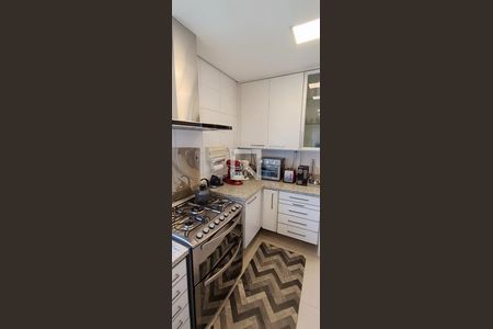 Apartamento à venda com 193m², 4 quartos e 4 vagasCozinha