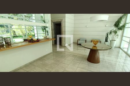 Apartamento à venda com 193m², 4 quartos e 4 vagasHall social