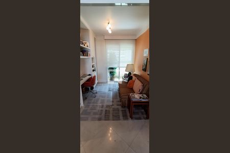 Apartamento à venda com 193m², 4 quartos e 4 vagasEscritório