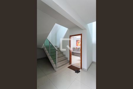 Apartamento à venda com 138m², 3 quartos e 2 vagas Apartamento à venda com 138m², 3 quartos e 2 vagasHall de entrada