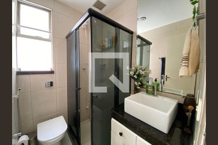 Apartamento à venda com 75m², 3 quartos e 1 vagaBanheiro