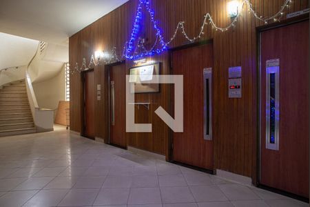 Apartamento à venda com 70m², 2 quartos e sem vaga Apartamento à venda com 70m², 2 quartos e sem vagaÁrea comum - Elevadores