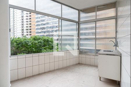 Apartamento à venda com 70m², 2 quartos e sem vaga Apartamento à venda com 70m², 2 quartos e sem vagaCozinha/Varanda