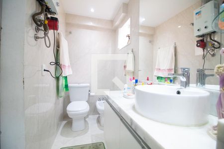 Apartamento à venda com 400m², 3 quartos e 1 vaga Apartamento à venda com 400m², 3 quartos e 1 vagaBanheiro social 1