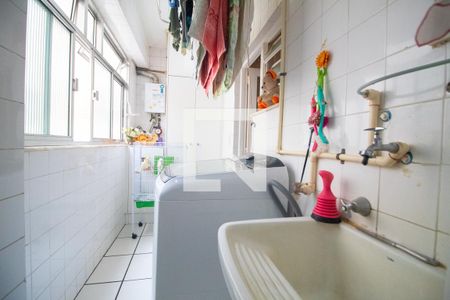 Apartamento à venda com 400m², 3 quartos e 1 vaga Apartamento à venda com 400m², 3 quartos e 1 vagaÁrea de serviço