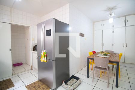 Apartamento à venda com 400m², 3 quartos e 1 vaga Apartamento à venda com 400m², 3 quartos e 1 vagaCozinha/Copa