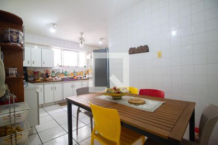 Apartamento à venda com 400m², 3 quartos e 1 vaga Apartamento à venda com 400m², 3 quartos e 1 vagaCozinha/Copa