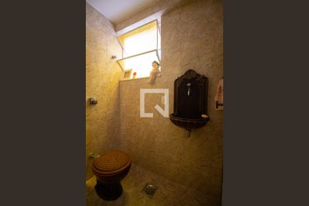 Apartamento à venda com 400m², 3 quartos e 1 vaga Apartamento à venda com 400m², 3 quartos e 1 vagaLavabo