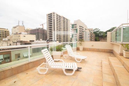 Apartamento à venda com 400m², 3 quartos e 1 vaga Apartamento à venda com 400m², 3 quartos e 1 vagaCobertura - Piscina