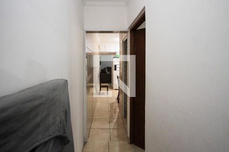 Casa para alugar com 100m², 2 quartos e 1 vaga Casa para alugar com 100m², 2 quartos e 1 vagaCorredor