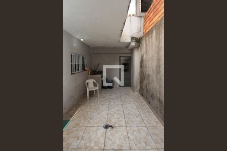 Casa para alugar com 100m², 2 quartos e 1 vaga Casa para alugar com 100m², 2 quartos e 1 vagaQuintal