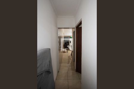 Casa para alugar com 100m², 2 quartos e 1 vaga Casa para alugar com 100m², 2 quartos e 1 vagaCorredor