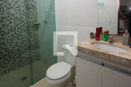 Casa para alugar com 100m², 2 quartos e 1 vaga Casa para alugar com 100m², 2 quartos e 1 vagaBanheiro da Suite