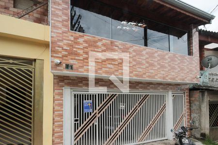 Casa para alugar com 100m², 2 quartos e 1 vaga Casa para alugar com 100m², 2 quartos e 1 vagaFachada