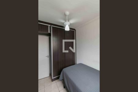 Apartamento à venda com 74m², 3 quartos e 1 vagaQuarto 2