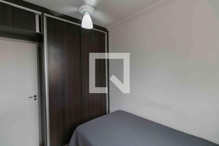 Apartamento à venda com 74m², 3 quartos e 1 vagaQuarto 2 