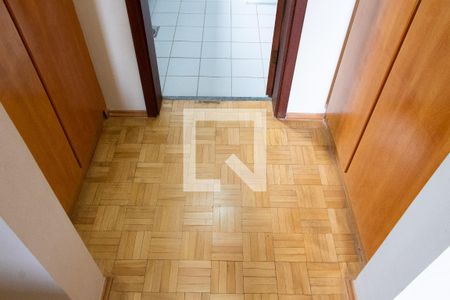 Casa de condomínio à venda com 150m², 4 quartos e 4 vagasCLOSET