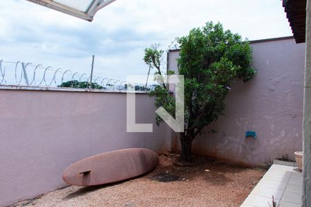 Casa de condomínio à venda com 150m², 4 quartos e 4 vagasVISTA DA SUITE DO TÉRREO